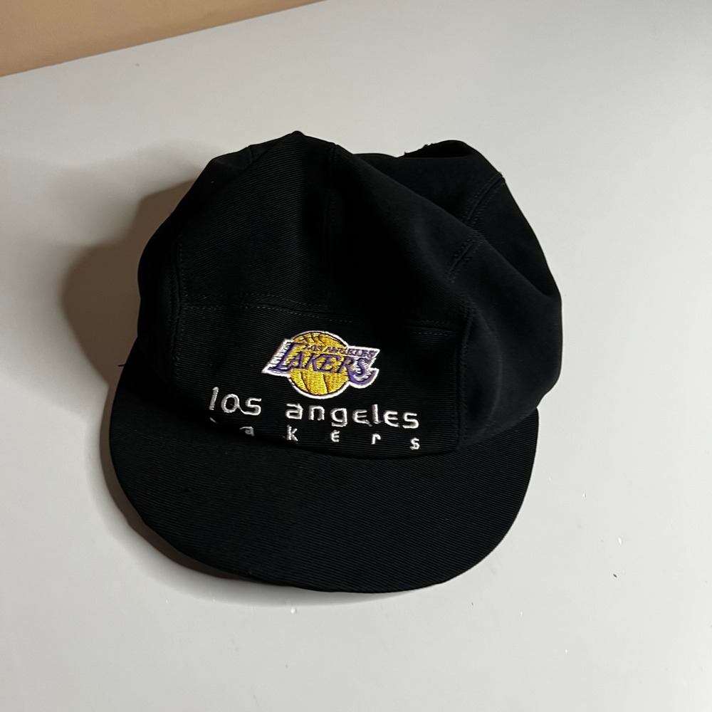 Yupoong Los Angeles Lakers 5 Panel Camper Hat Black Sample Tag NBA Strapback Cap
